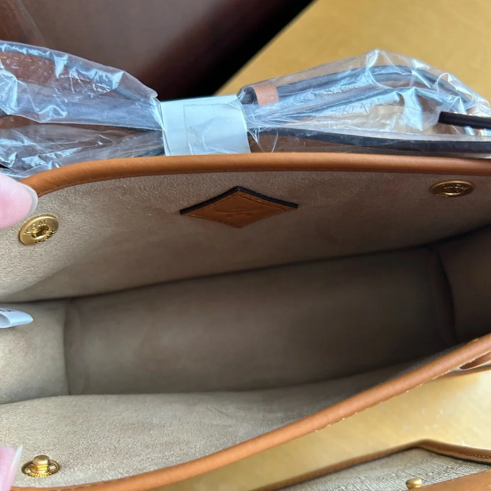 MCM Himmel LTS Crossbody SML 19 - Picture 4 of 14